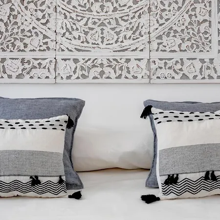 Rocamatura - Adults Only Couette-café