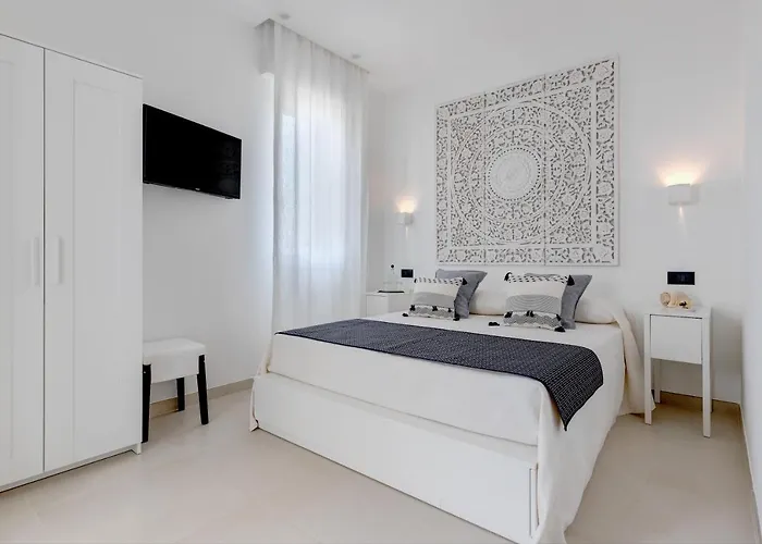 Rocamatura - Adults Only Alojamento de Acomodação e Pequeno-almoço Otranto